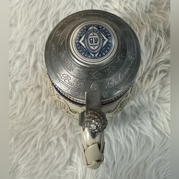 Anheuser-Busch 1997 Collectors Club Membership Stein Vintage - Picture 4 of 9